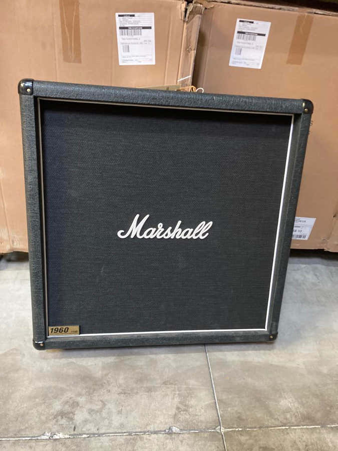 Plv Baffle 1960B Wall Display