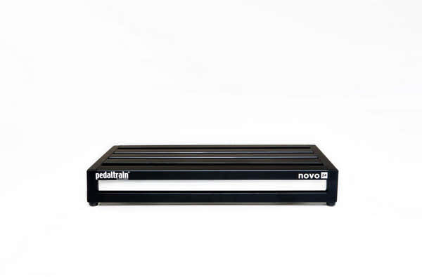 Pedaltrain NOVO 24 PEDALBOARD WITH TOUR CASE