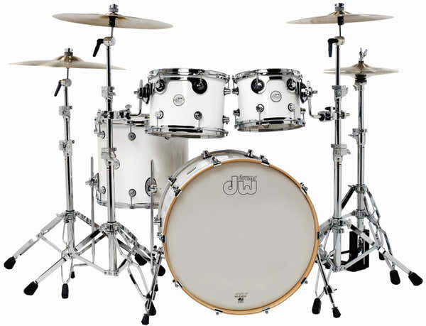 DW Drum Workshop DW DESIGN 22'' 4 SHELL WHITE GLOSS