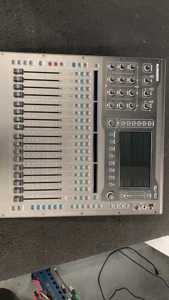 Allen & Heath QU-5D - B Stock