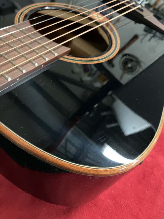 Tramontane T118DCE-BLK Dreadnought Cutaway Electro Black - B Stock