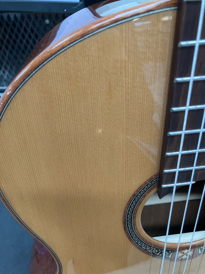 Occitania Oc118 4/4 Cedar - B Stock