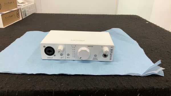 Arturia MiniFuse 1 White - B Stock