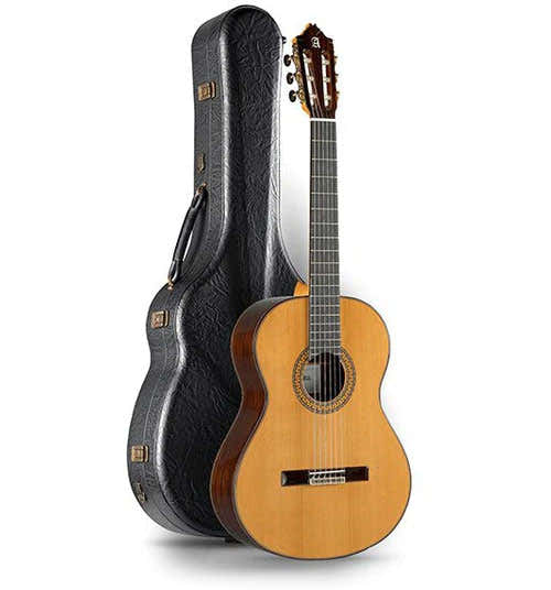 Alhambra Concert 9P A + 9557 Case