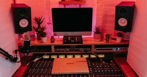 Studio Gear Sales: the Best Discounts to Upgrade Your Setup