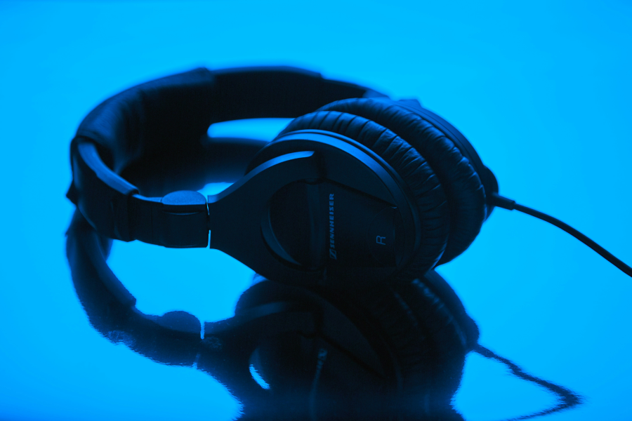 dj headphones and accessories