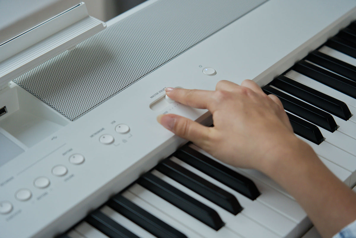 ES-520 White