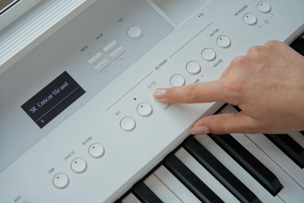 ES-520 White