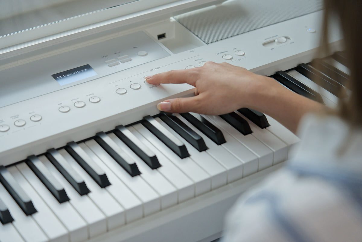 ES-520 White