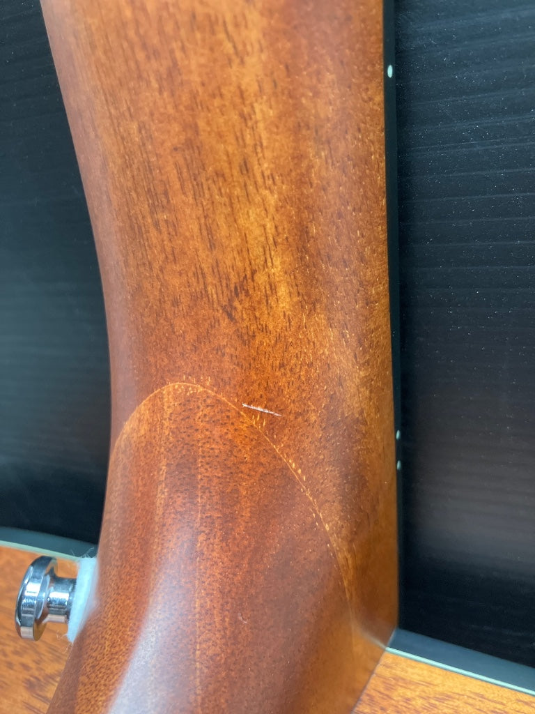 Gld11Ens 11 Dreadnought Acajou - B Stock