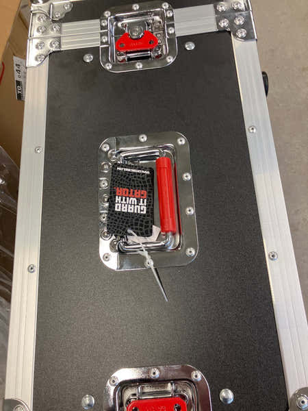 Gator GTOUR6U - B Stock