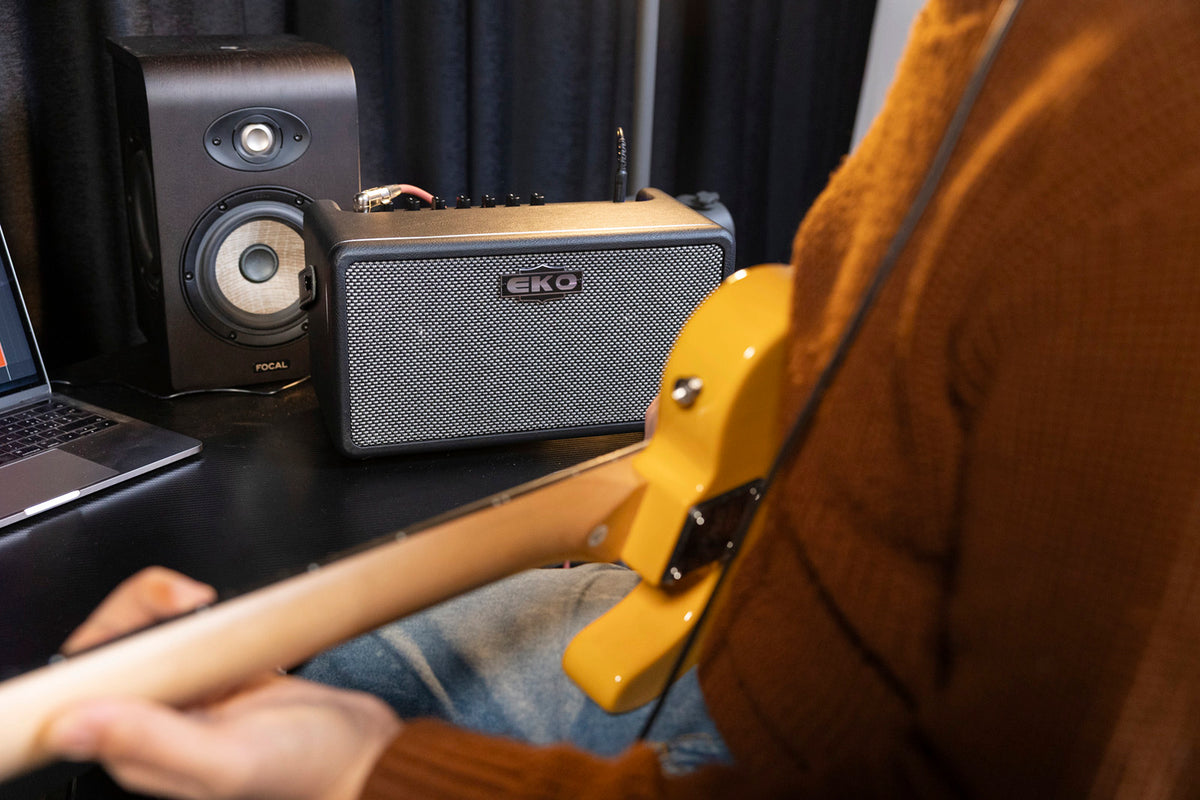 BAIO Amp 25 - compact modeling amp + effects + drum + Bluetooth