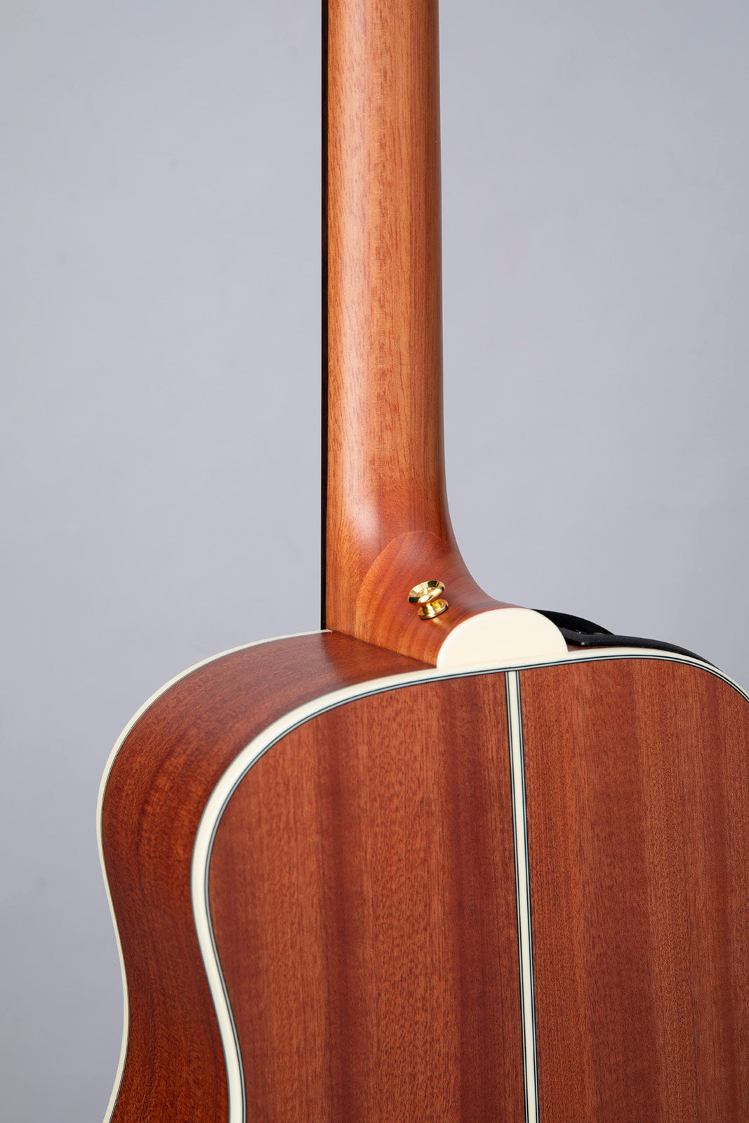 GP3HSE 3/4 Takamini Dreadnought Electro Natural Satin