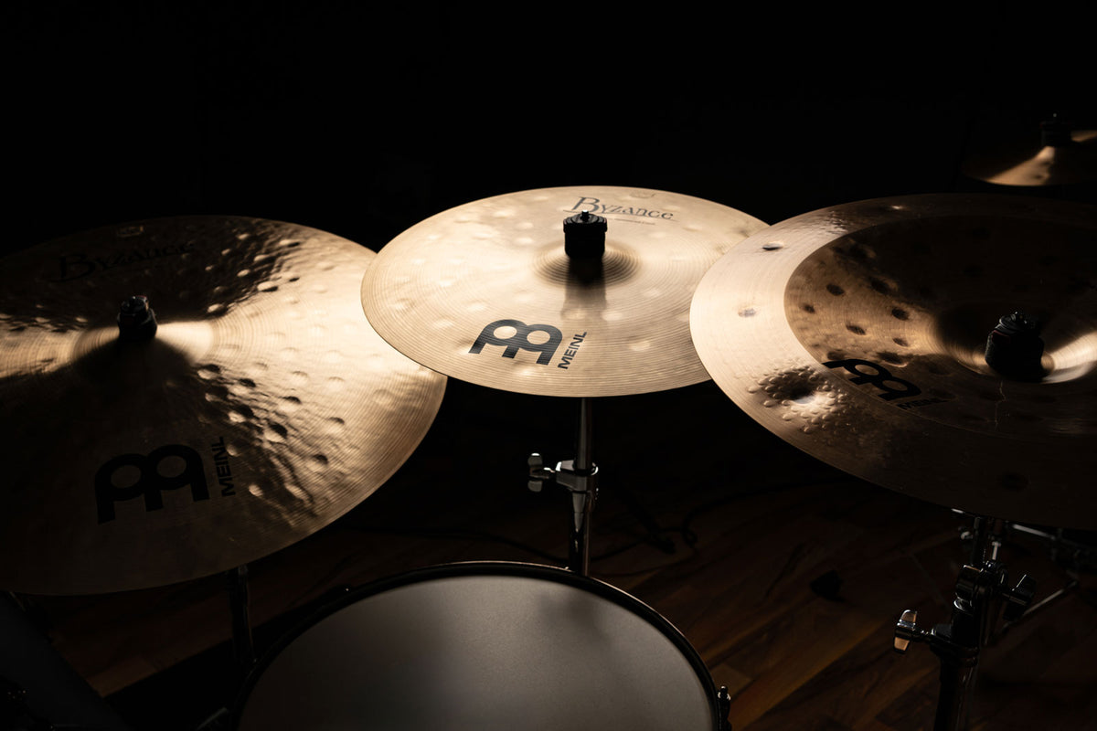 16" Byzance Traditional Extra Thin Hammered Crash