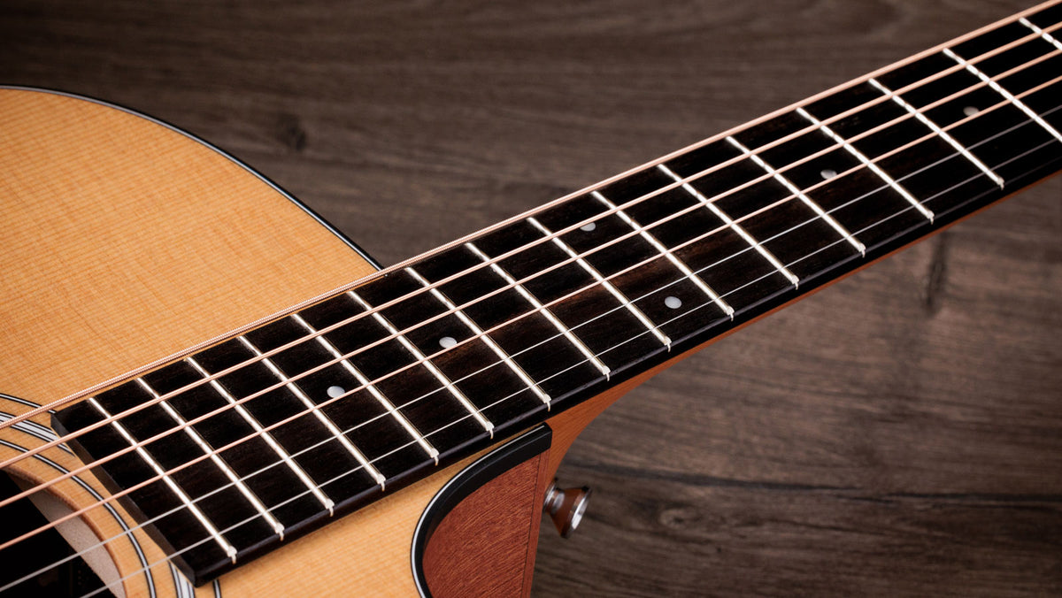 110ce Natural Dreadnought
