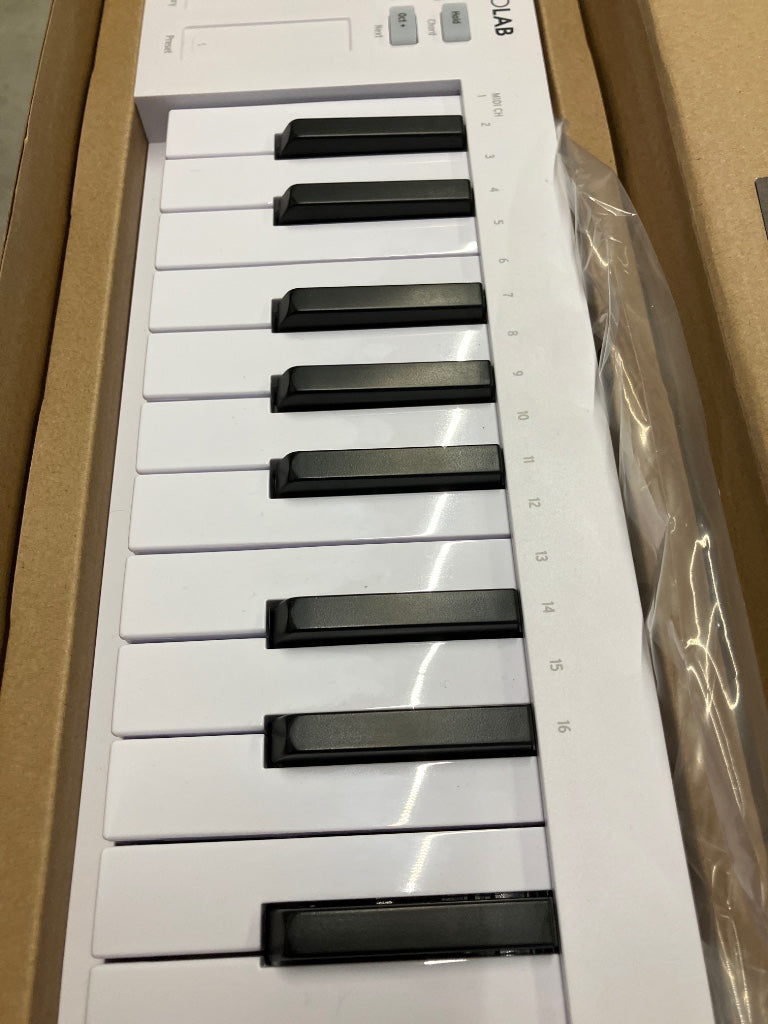 MicroLab MK3 White - B-Stock