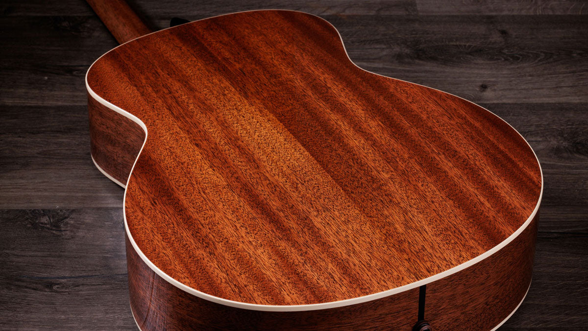 Gold Label 514e Sunburst Cream Pickguard Grand Auditorium