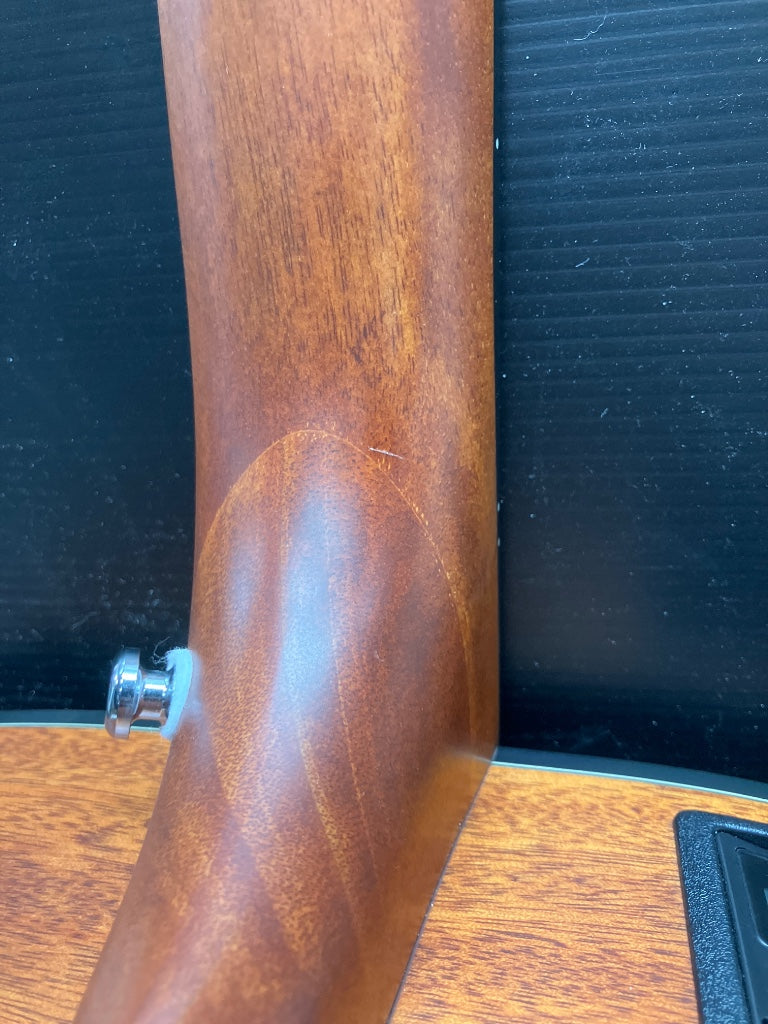 Gld11Ens 11 Dreadnought Acajou - B Stock