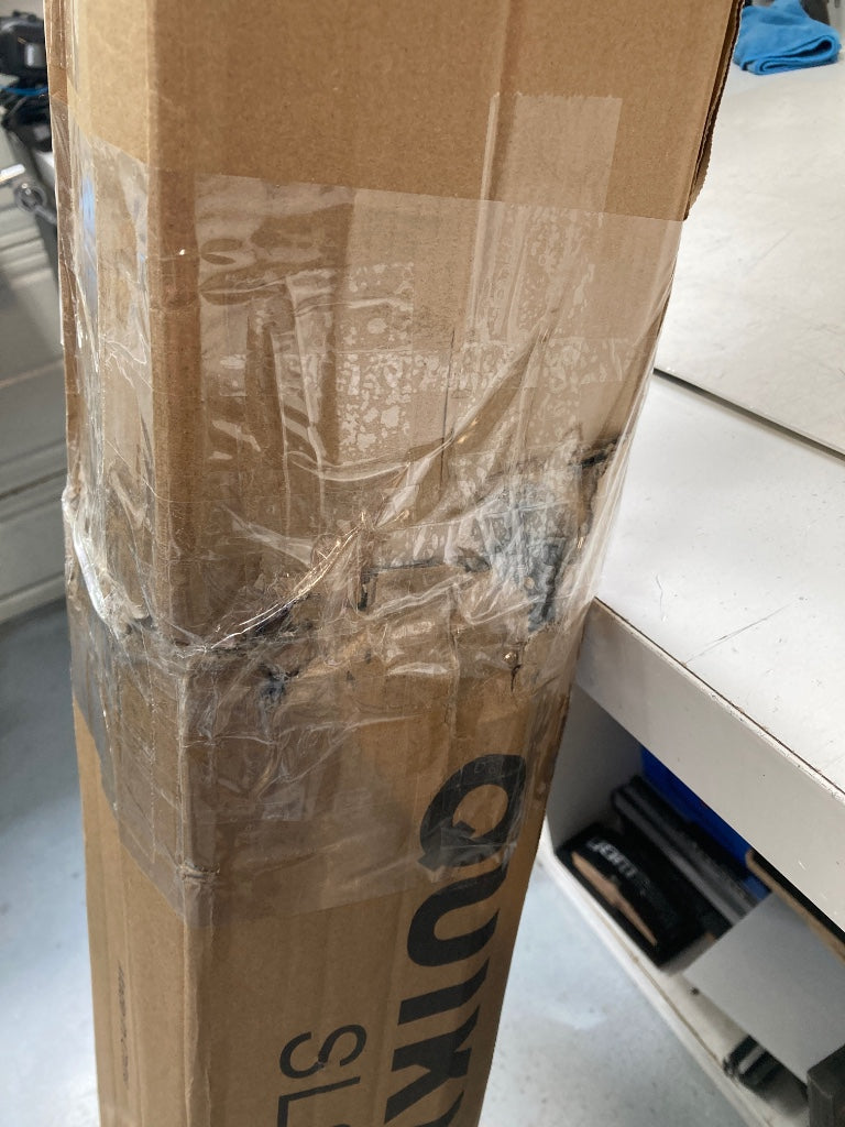 SLS11 SPEAKER STAND - B Stock