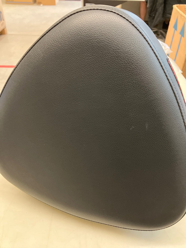Roadster Triangle Seat D-1500RGL Jack System - B Stock