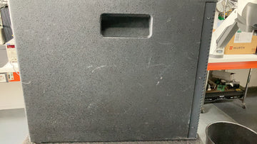 THUMP 115S - B Stock