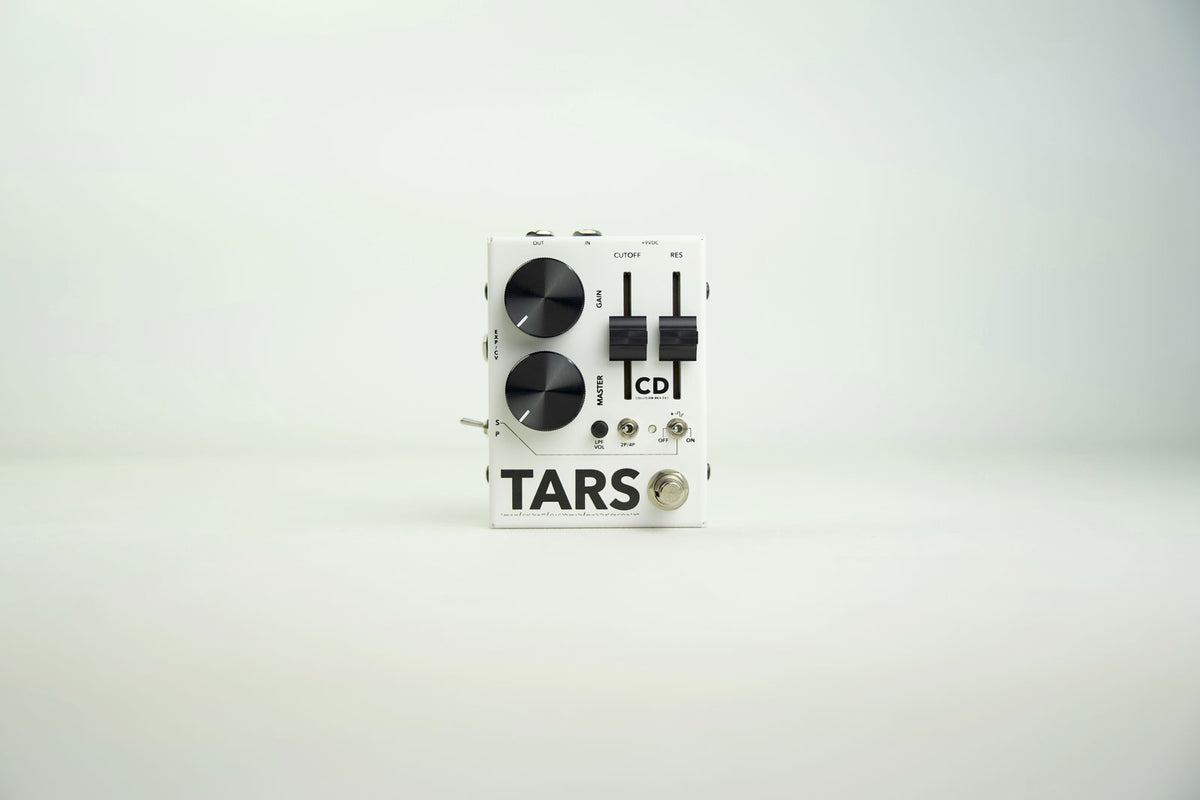 Tars Black On White