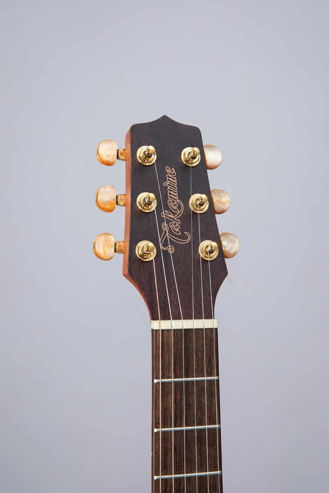 GP3HSE 3/4 Takamini Dreadnought Electro Natural Satin