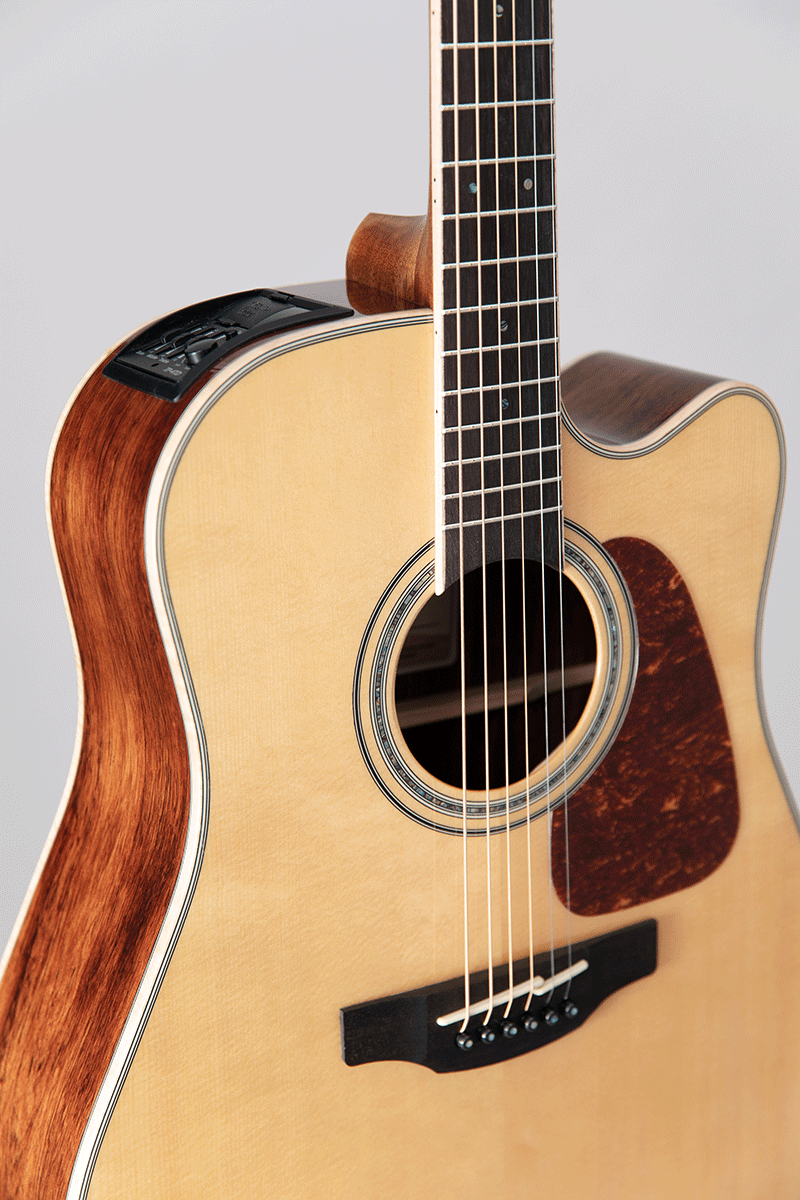 GD90 Dreadnought Cutaway Electric-Acoustic RW Natural