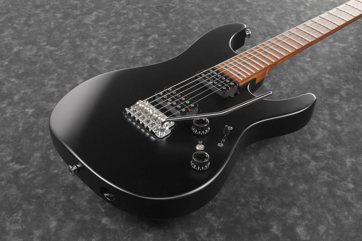 AZ2402-BKF Black Flat Prestige
