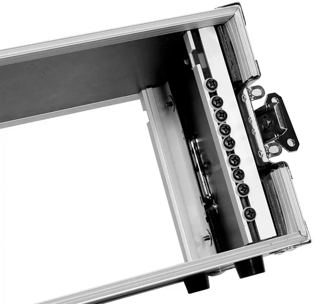 4U Half Rack for Mics