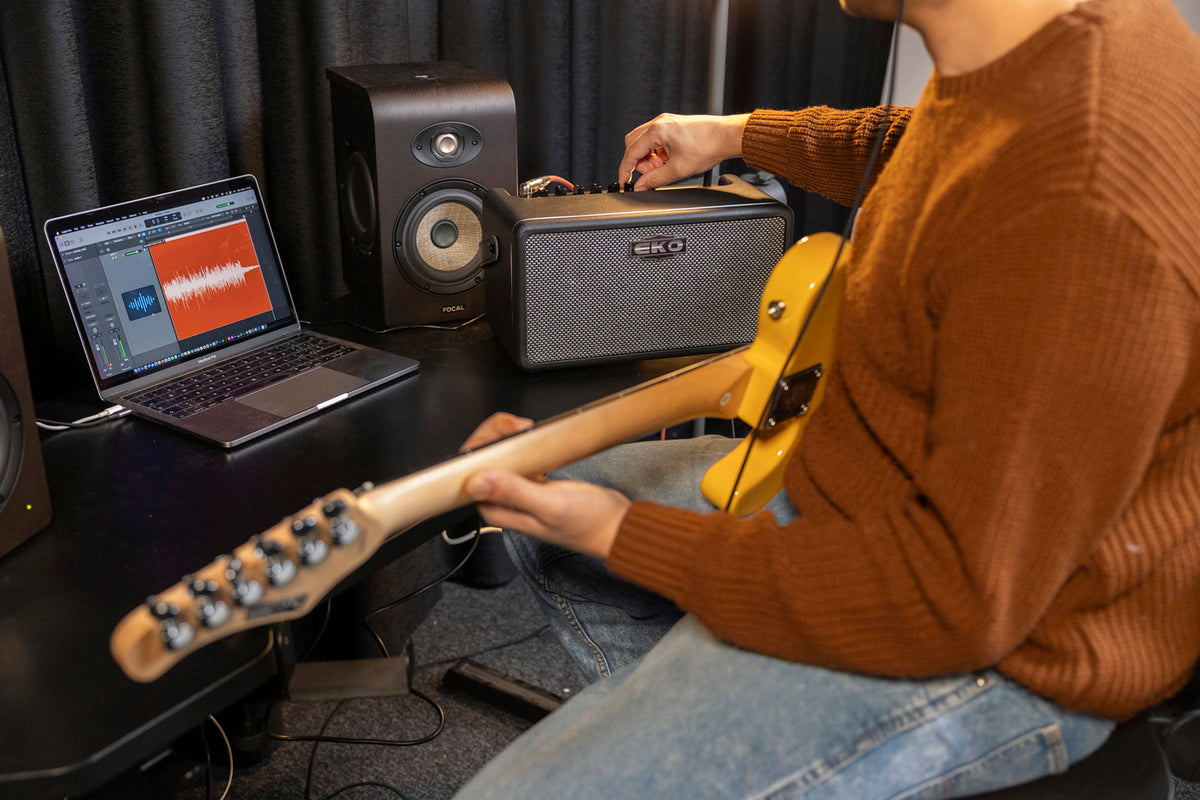 BAIO Amp 25 - compact modeling amp + effects + drum + Bluetooth
