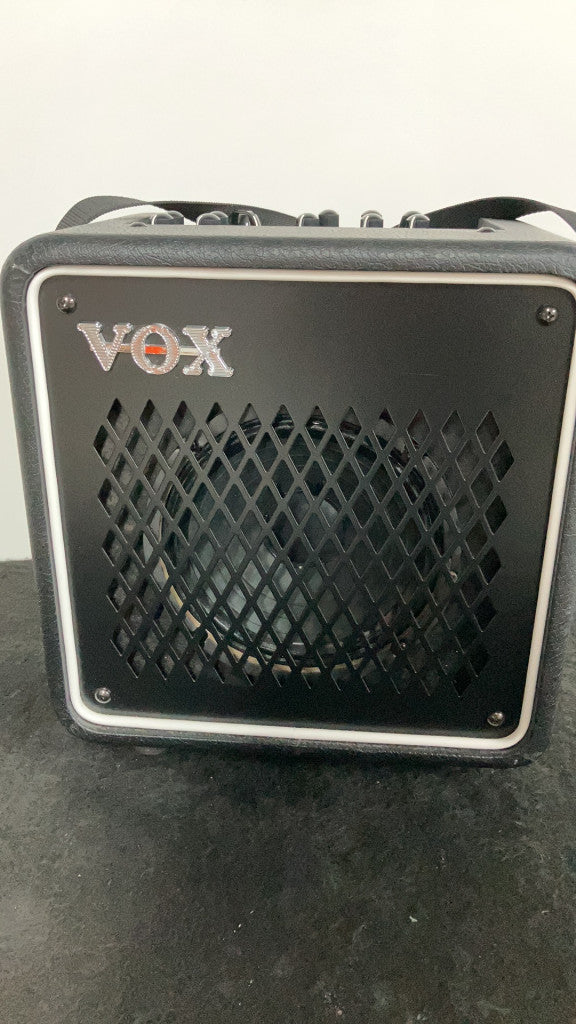 MINI GO 10 - B Stock