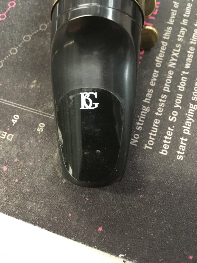TENOR SAXOPHONE MOUTHPIECE 7M MEDIUM - B Stock