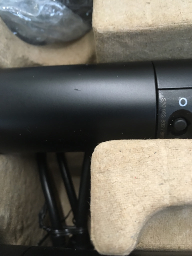 Shure SLX-D Complete Dual Handheld System with Beta58 - 823-832 / 863-865 MHz - B Stock