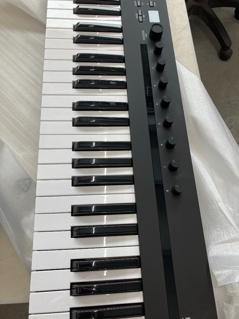 Keystage 49 - B Stock