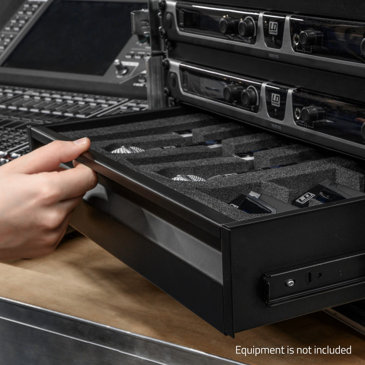 ADAM HALL Rack-Mount Drawer 2U ERGO