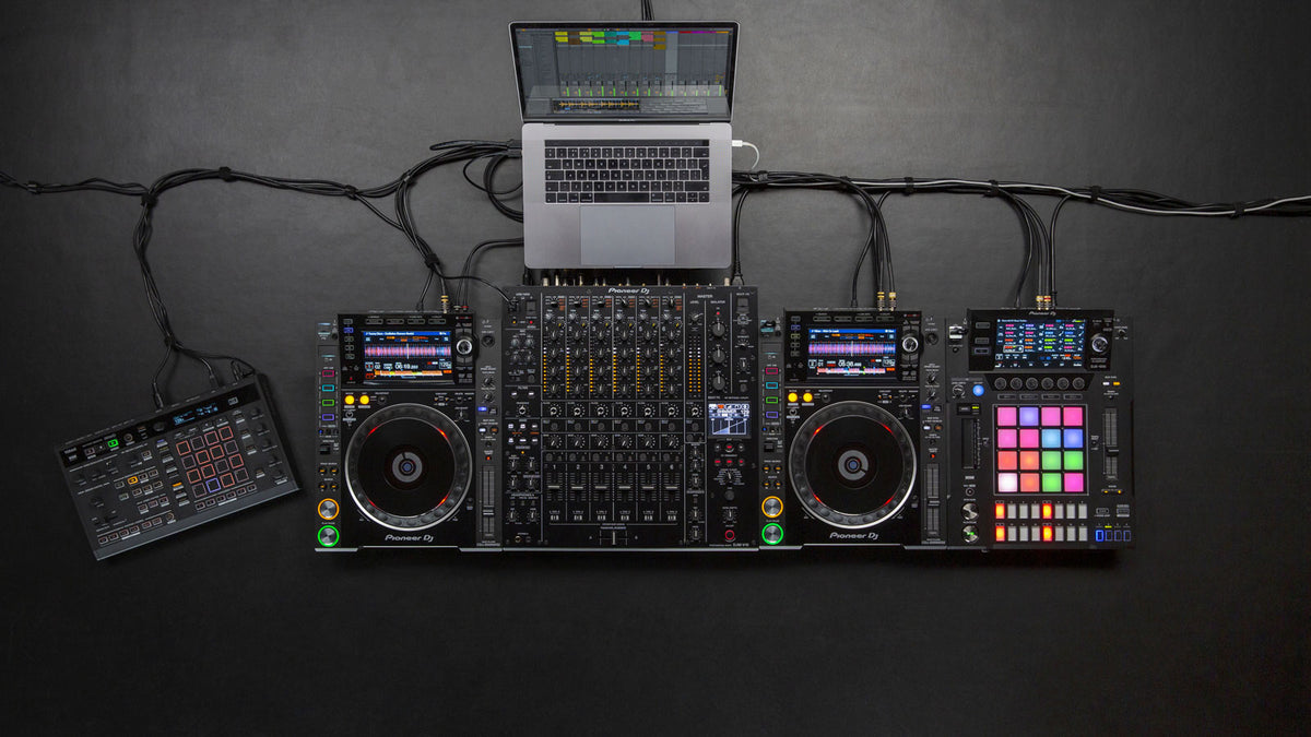 DJM-V10