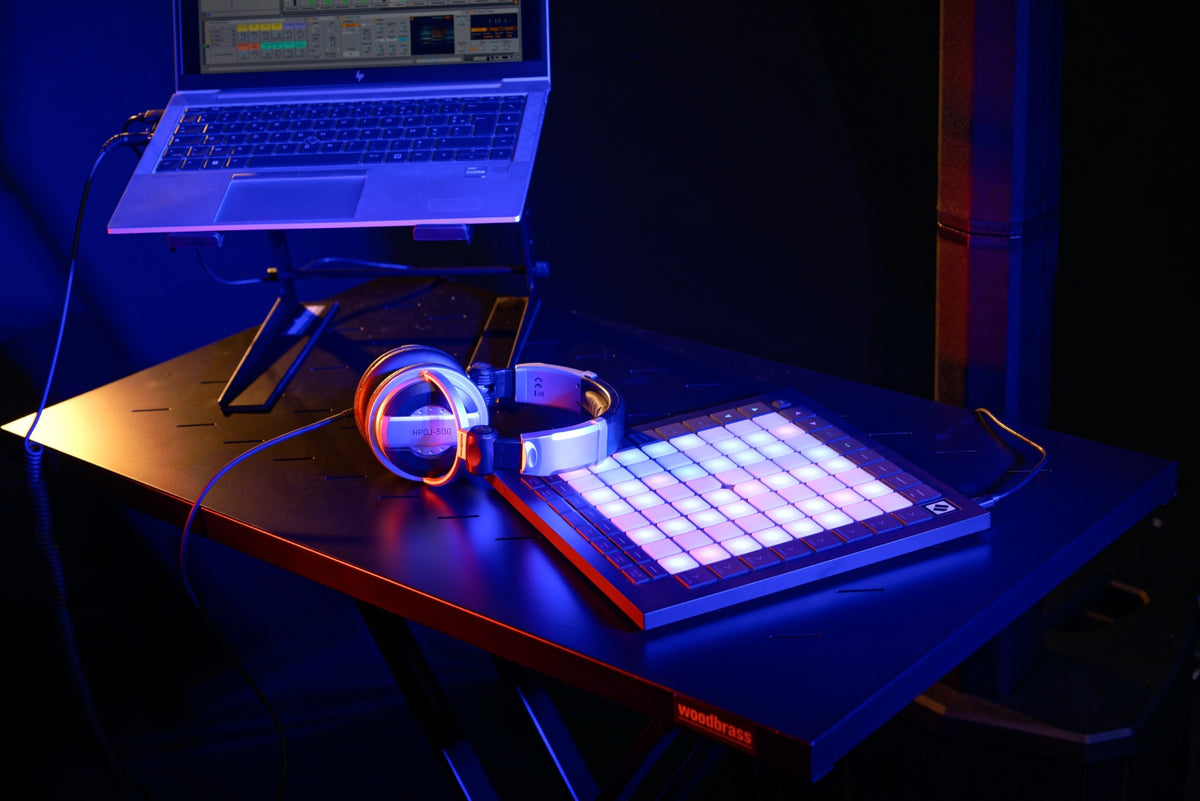 DJS20 Laptop Stand - Refurbished
