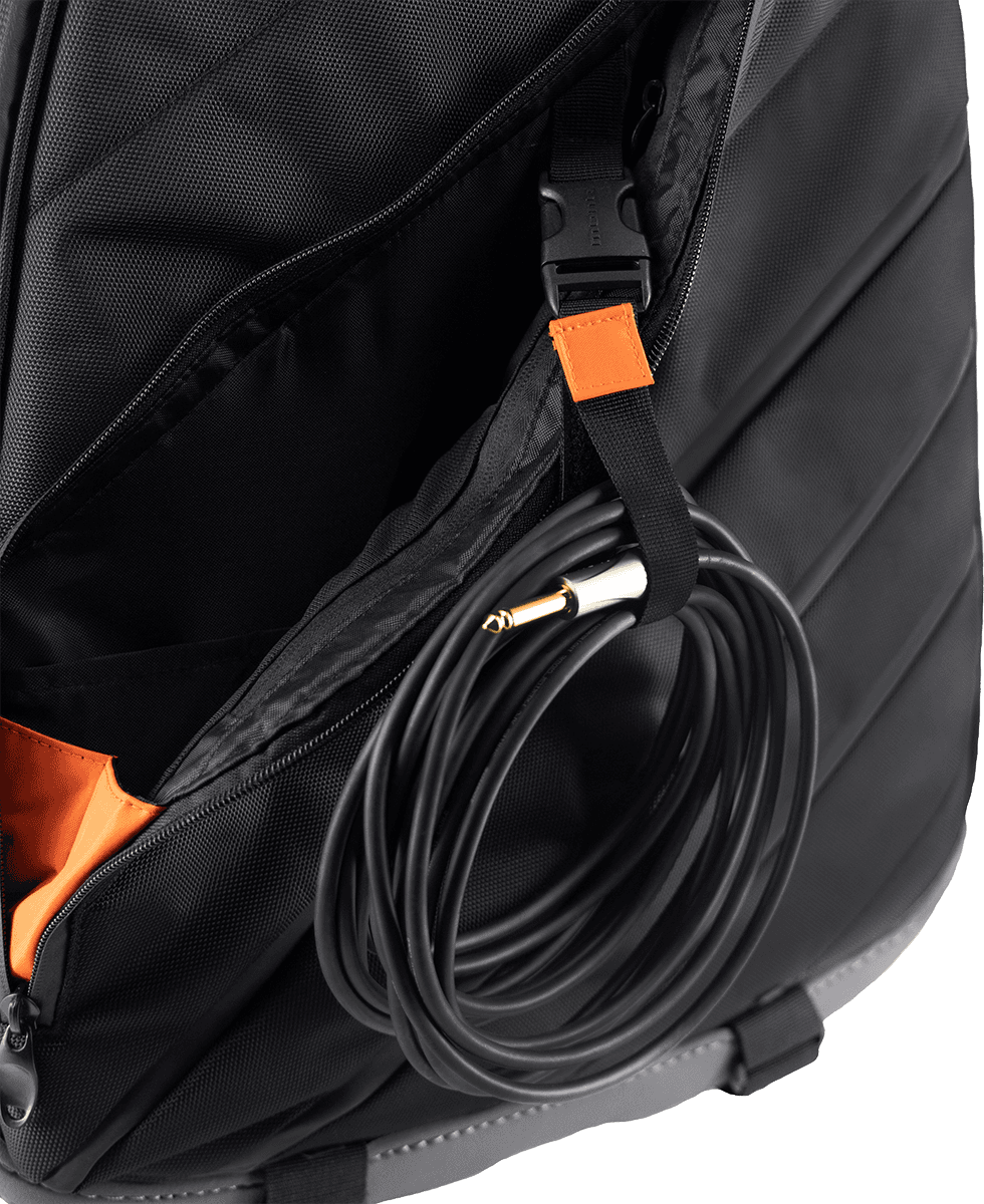 Electric Gigbag - M80 Vertigo Ultra Black (Wheels)