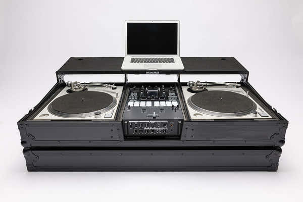 Magma Multi-format BATTLE-workstation Black/black