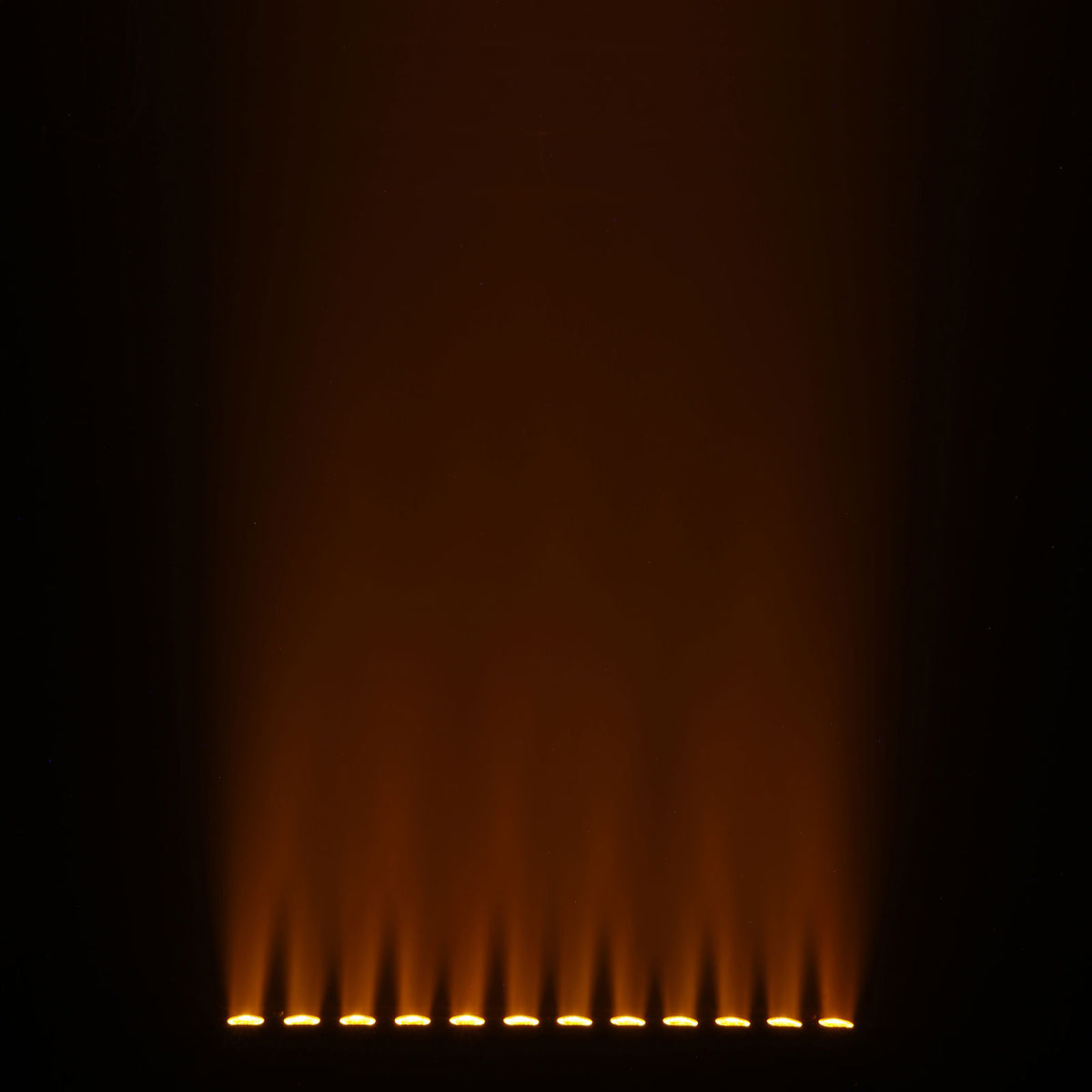 PIXBAR DTW PRO - 12 X 10 W TRI-LED BAR WITH VARIABLE WHITE LIGHT AND DIM-TO-WARM CONTROL