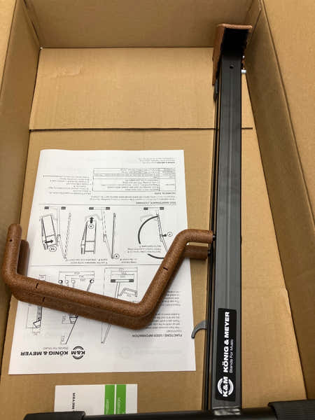 K&M CORK CELLO STAND - B Stock