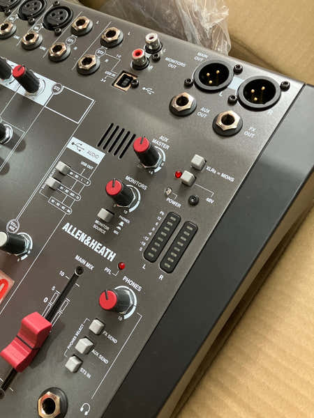 Allen & Heath ZEDI-10 – B-stock