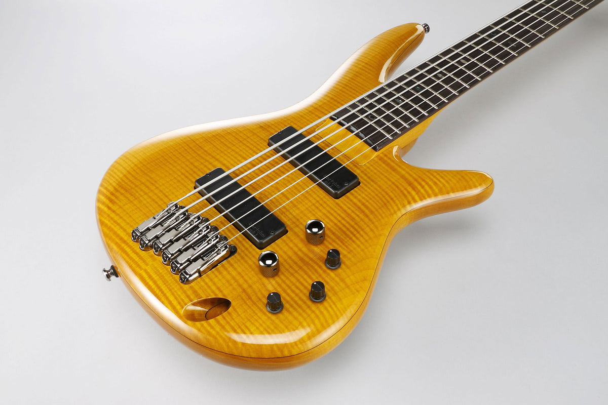 GVB36-AM Amber Signature Gerald Veasley