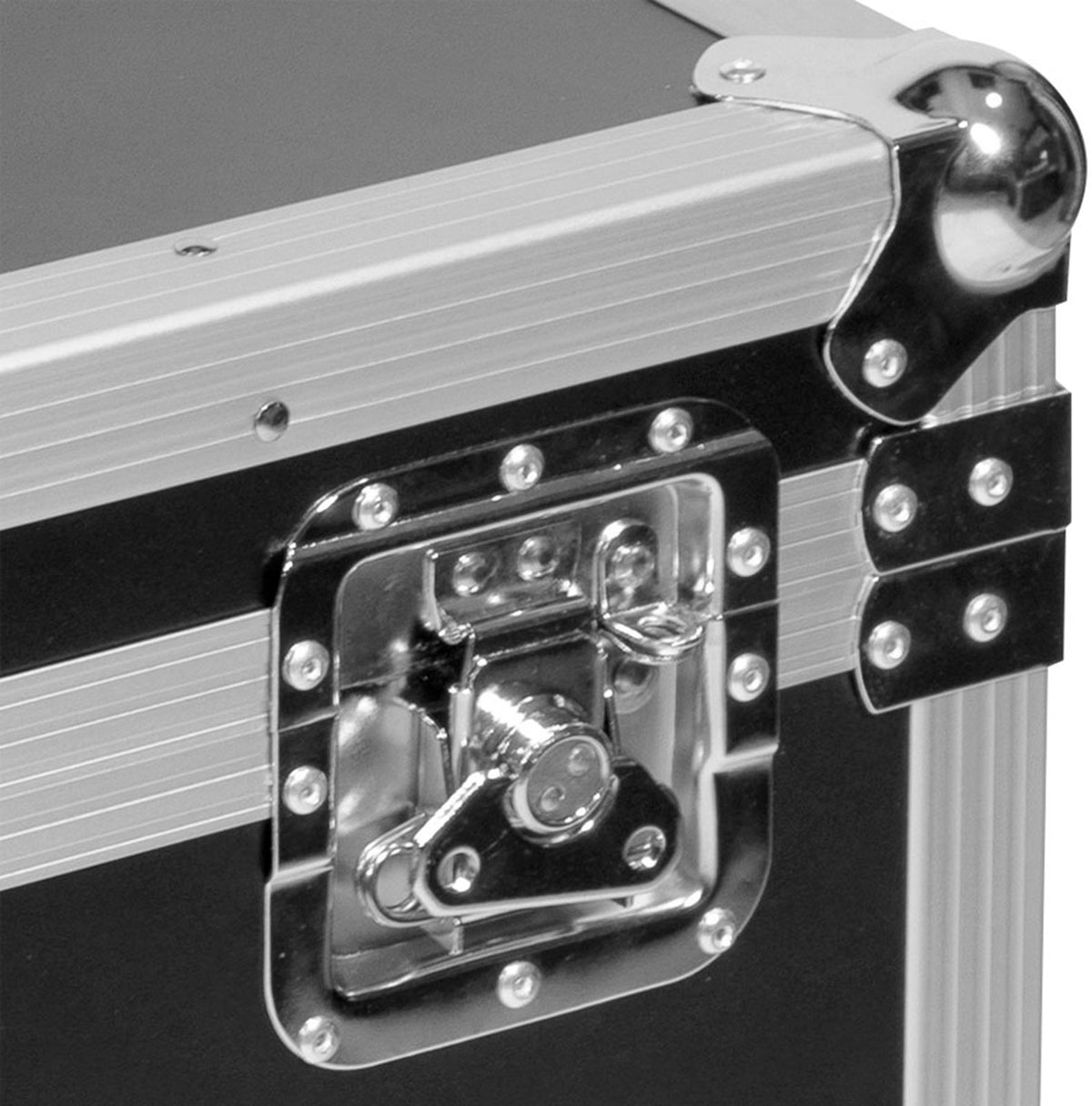 Access Case Trolley W Silver