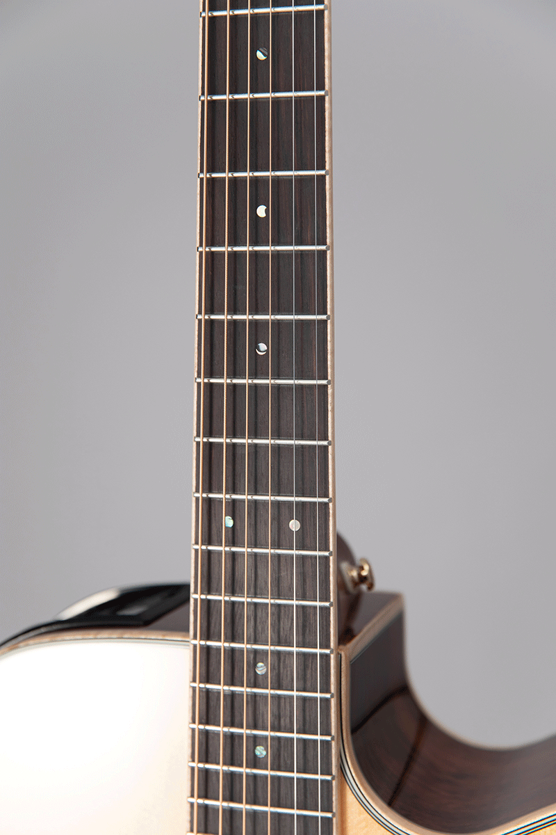 GD90 Dreadnought Cutaway Electric-Acoustic RW Natural