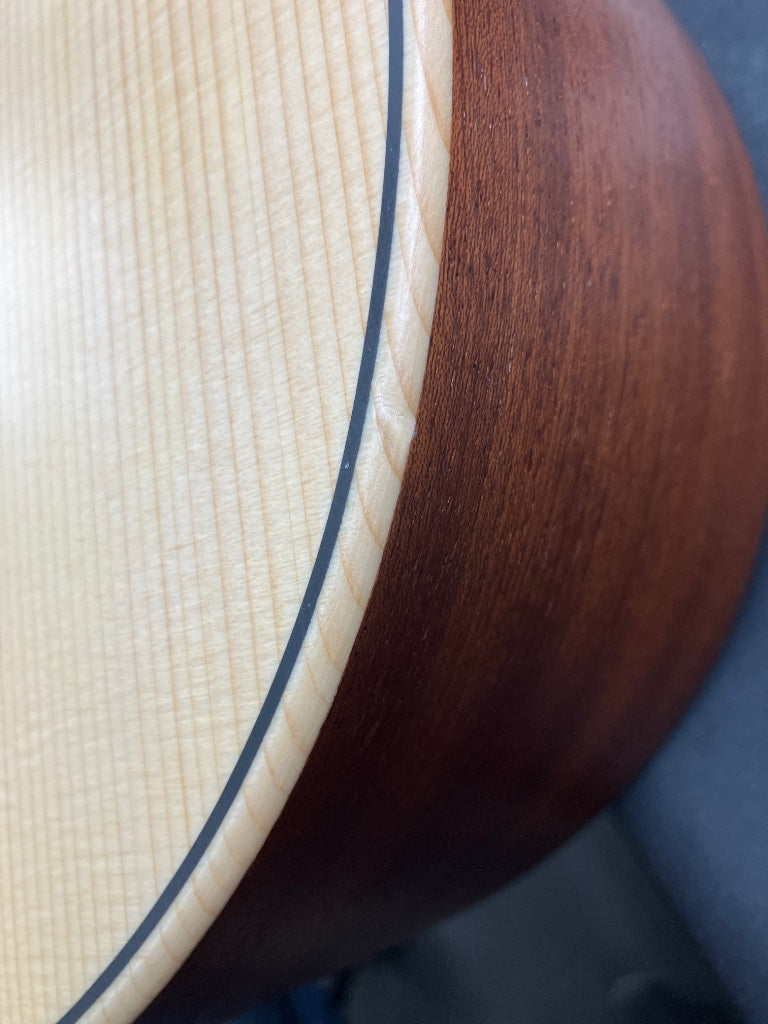 Occitania Oc70-Hit 4/4 Integrated Tuner - B Stock