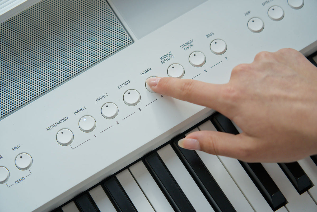 ES-520 White