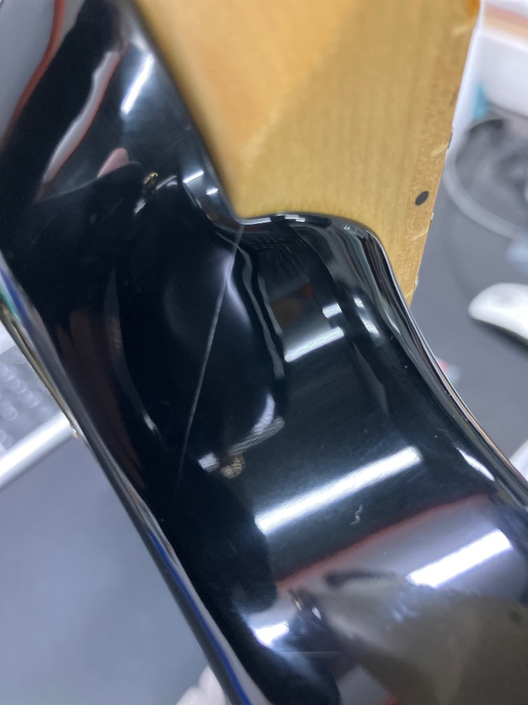 Stingray Black Jared Dines Signature Gold - B Stock