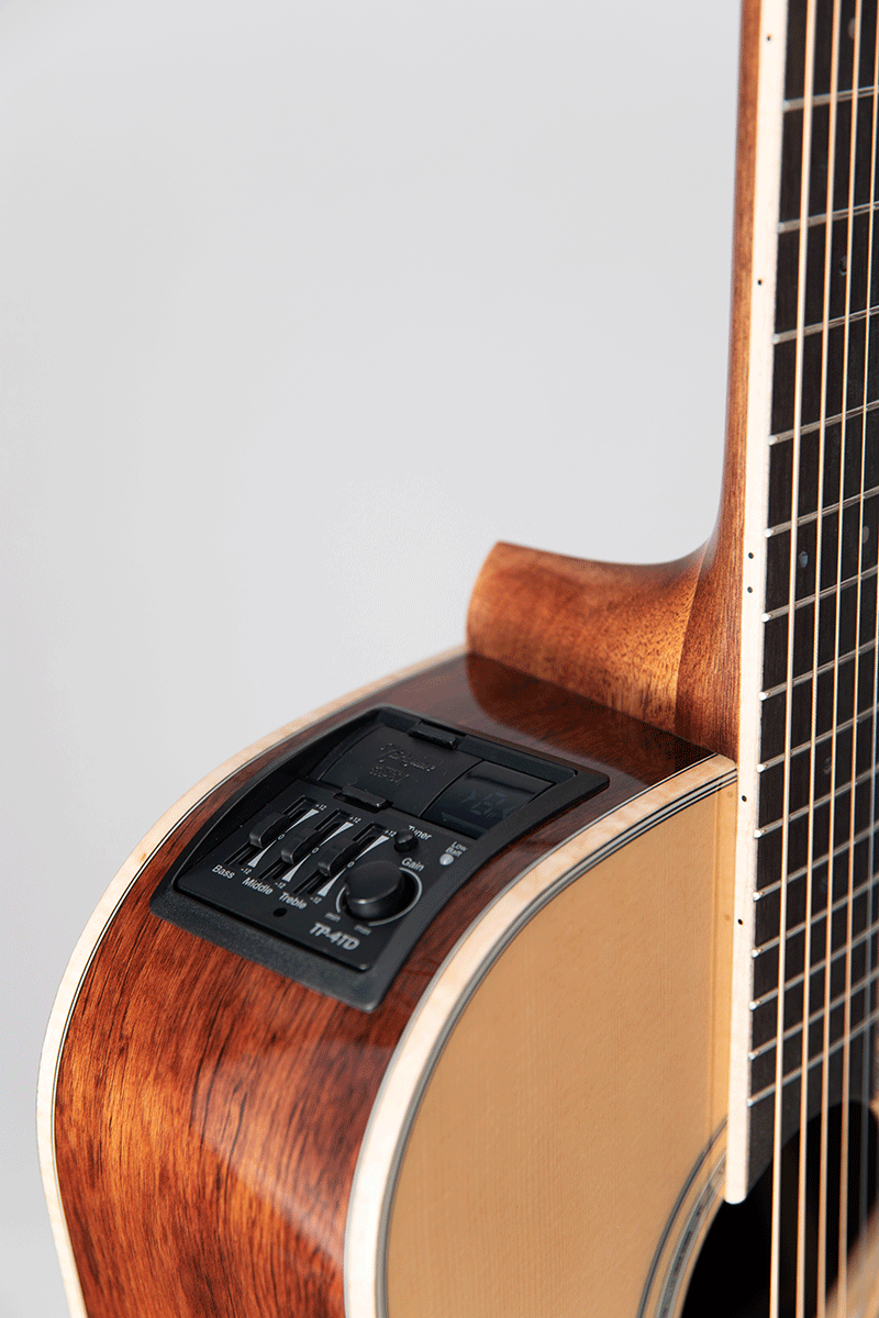 GD90 Dreadnought Cutaway Electric-Acoustic RW Natural